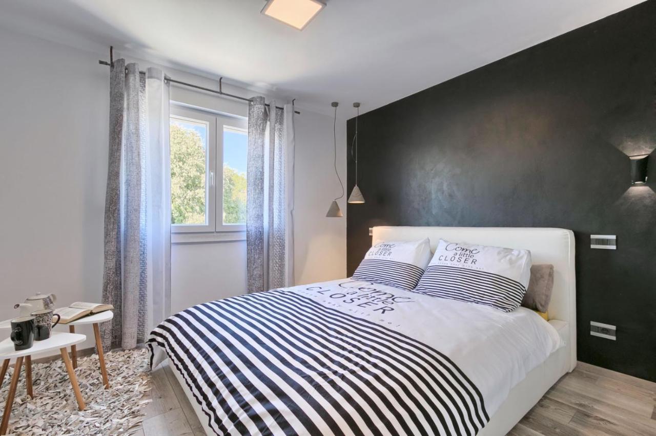 Modern Oasis Apartment Pula Eksteriør billede